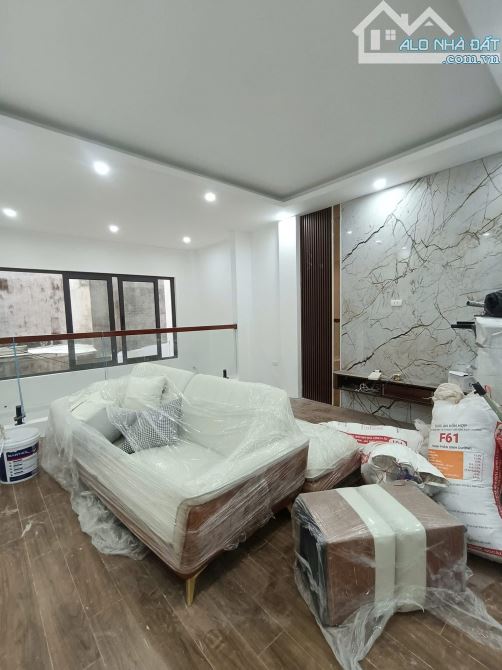 Bán nhà Đống Đa 6T thang máy đẹp lung linh full nội thất nhập khẩu DT 41m 6T MT 4.2m