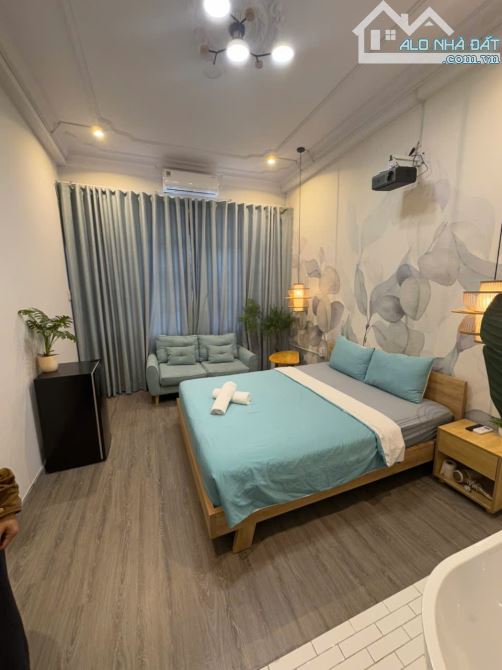 Sang nhượng toà CHDV HXH Nguyễn Bỉnh Khiêm P Đakao Quận 1.