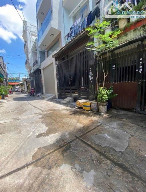 BÁN NHÀ 4 TẦNG KHU TÊN LỬA - 58M2 - 5,5 TỶ