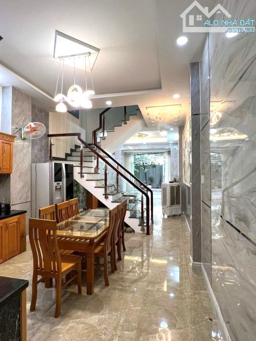 CHÍNH CHỦ 1 ĐỜI– 4 Tầng/68M2, HIẾM NGANG 4.5M – HẺM XE HƠI Ngủ Trong Nhà! Nhỉnh 6 T.ỷ TL!