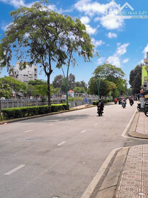 BÁN NHÀ TRƯỜNG SA – Q.3 – 1 CĂN RA MẶT TIỀN – 4 TẦNG – 33M2 – KHÔNG QUY HOẠCH – 5.X TỶ