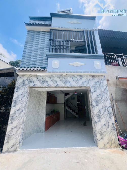 Bán nhà 2 MẶT TIỀN hẻm trước sau_ XE HƠI tới nhà_ 4x22m_ 2 tầng_ BÌNH MỸ CỦ CHI_ 2ty350