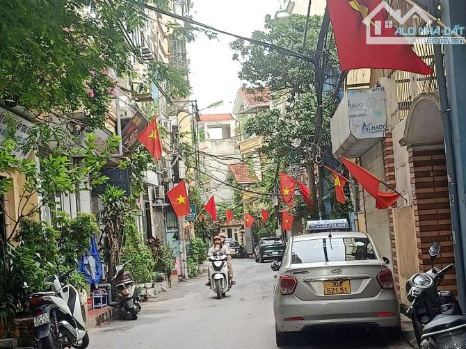 SIÊU PHẨM Ô TÔ TRÁNH KINH DOANH LÔ GÓC 64M2 MẶT TIỀN 5M X 4 TẦNG PHỐ PHÚ DIỄN