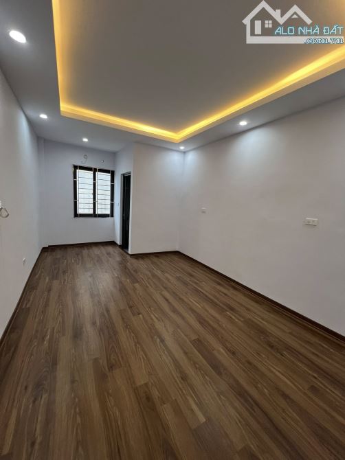 DÒNG TIỀN VÕ CHÍ CÔNG 51/33M2, 7 TẦNG, MT 3.5M, CCMN 10P KHÉP KÍN, THANG MÁY, 12.9 TỶ