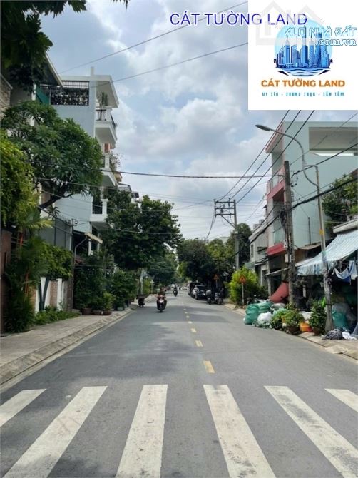 Bán nhà 81m2, 4 Tầng -- MTKD Ỷ Lan, Hiệp Tân, Tân Phú – gần CV Đầm Sen -- chỉ 10.3 tỷ