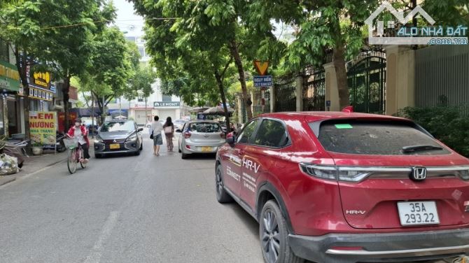 NHÀ 7 TẦNG THANG MÁY – XUÂN LA – CHDV MINI – 24.TỶ