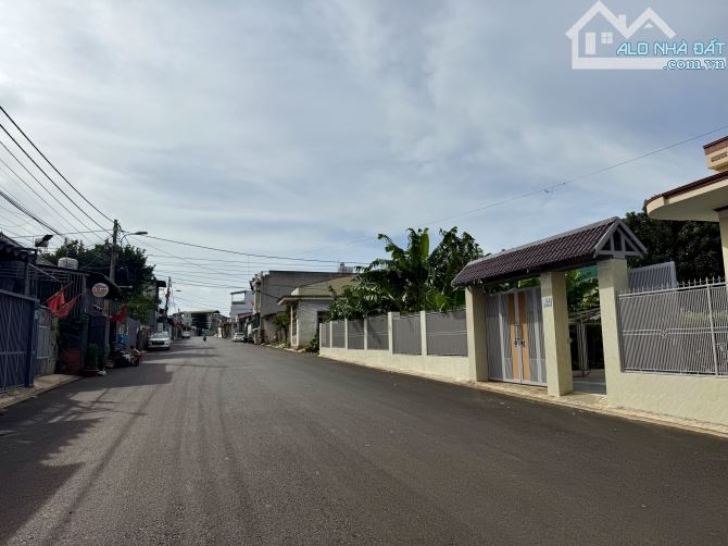 💥💥💥BÁN Nhà và Đất MT Đỗ Nhuận Có 2 Lô - Dt: 4,5x29m - tc 100% - 4,8 Tỷ
