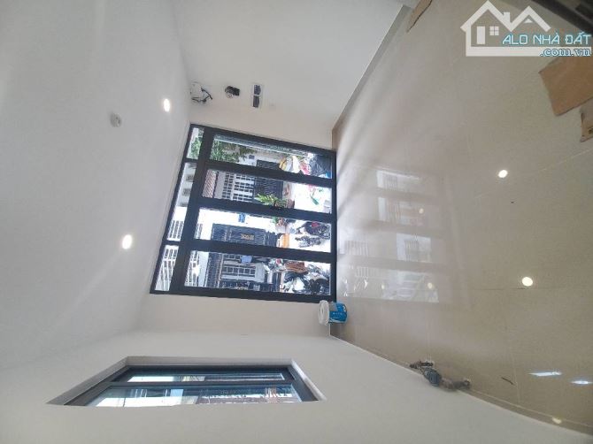 🥰🥰 HXH LÊ VĂN SỸ, PHƯỜNG 12, QUẬN 3, 37m2, 3 TẦNG, 7 phòng ngủ, 7WC. Giá: 8,9 tỷ 🥰🥰
