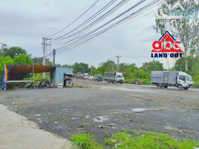 XT481 Cho Thuê nhà Xưởng Tổng Khuôn Viên 1500m2 Mặt tiền đường thuộc Xã Tân An_Vĩnh Cữu_ĐN