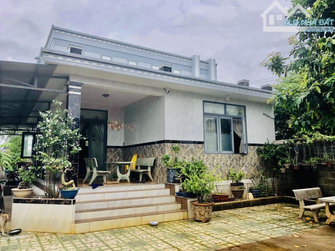 Căn nhà cách biển Phước Hải 4p đi xe-Diện tích 480m2- ngang 12m, Nhà đẹp 3phòng ngủ,2wc