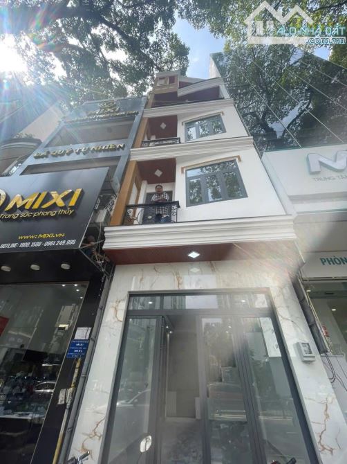 🔥 BÁN NHÀ MẶT TIỀN NGUYỄN TIỂU LA, P.5, Q.10 – HĐT 40TR/THÁNG, GIÁ TỐT 🔥