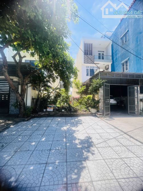 BÁN LÔ SIÊU PHẨM _MINH MẠNG _ĐƯỜNG 33M GIÁ 14 TỶ TL GẦN NGUYỄN KHẮC VIỆN.
