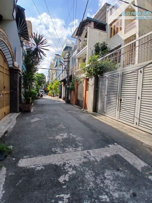 MẶT TIỀN ĐẤT TÁNH TÂN BÌNH, DT: 42.5M2 (3.85X10.9), KC: 5 TẦNG, HĐT: 25 TRIỆU/T, GIÁ 12.6