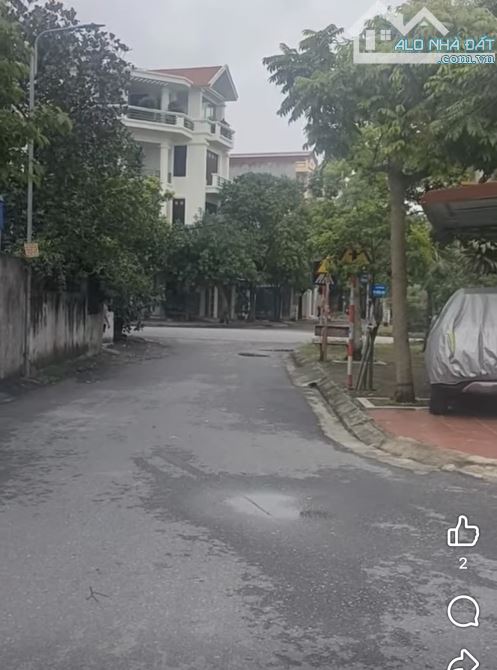 Bán đất lô góc mặt đường KĐT Hoà Vượng