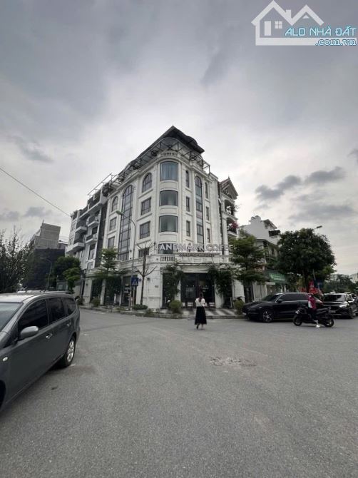 CỰC HIẾM - SIÊU PHẨM BUILDING 7 TẦNG - LÔ GÓC - THÔNG SÀN - XÂY HẾT ĐẤT TRÊN SỔ