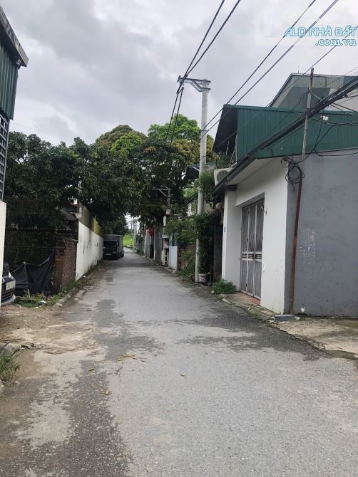 Bán Đất Đông Dư Lô Góc Ô Tô Tránh 46m - Trục Chính Gần Ngay Cầu Thanh Trì - giá 6.28 tỷ