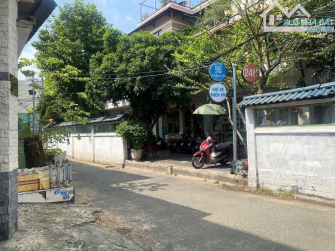 BÁN ĐẤT TẶNG NHÀ DÃY TRỌ 2 TẦNG GẦN ĐH NGÂNHÀNG_NGANG 11M SIÊU ĐẸP