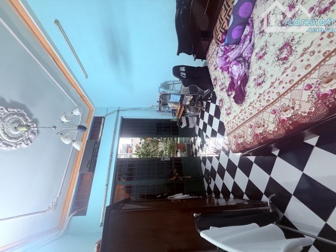 🌹🌹🌹B.án nh.à HxH 8M Lạc Long Quân Gần Đầm Sen 2 Tầng 44m2  ✅Diện tích: 3.7x14 ✅Vị trí:
