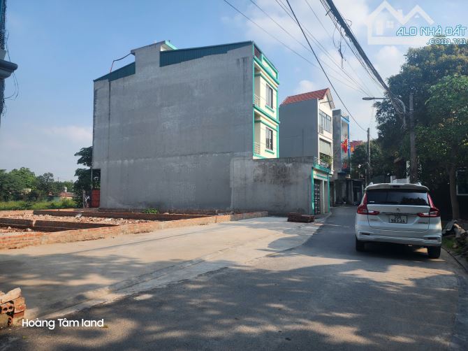 Bán Lô Đất Đẹp 2 Mặt Tiền  81 M Đất Thị Trấn Đông Anh, Đường Rộng 7m, Giá Rẻ
