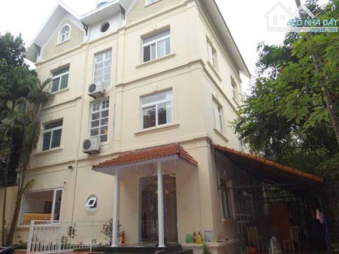 BÁN NHÀ PHỐ TÔ NGỌC VÂN, TÂY HỒ, LÔ GÓC, Ô TÔ, CẠNH HỒ, DT 106M2* MT 6.7M* GIÁ 57 TỶ