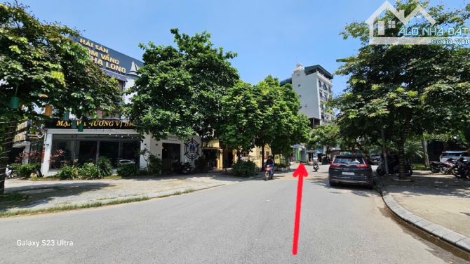 NHÀ CẠNH ĐSQ HÀN QUỐC Ô TÔ, VIEW THOÁNG SÁNG CỰC ĐỈNH