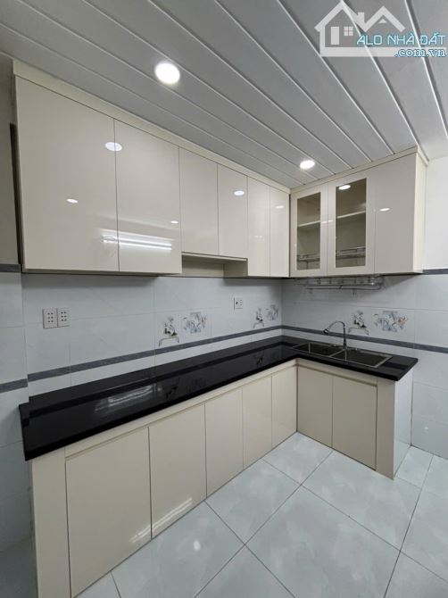 Ngay chợ Thạch Đà 39m 1 trệt 1 lầu tặng Full nội thất chỉ 4,1 tỷ