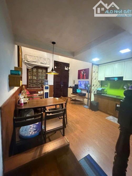 Bán nhà trung tâm Hai Bà Trưng ở luôn 45m2 - 5 tầng - Cách ô tô 20m - Nhỉnh 9 Tỷ