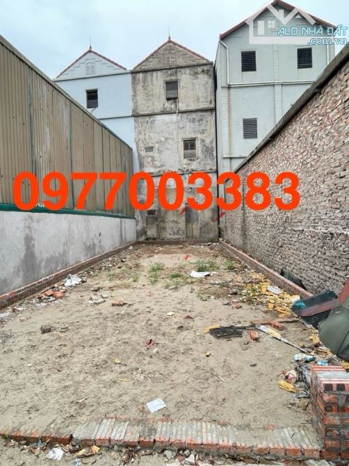 Hơn 13 tỷ có ngay mảnh đất cực đẹp, vỉa hè, ô tô tránh, kinh doanh, 81m2