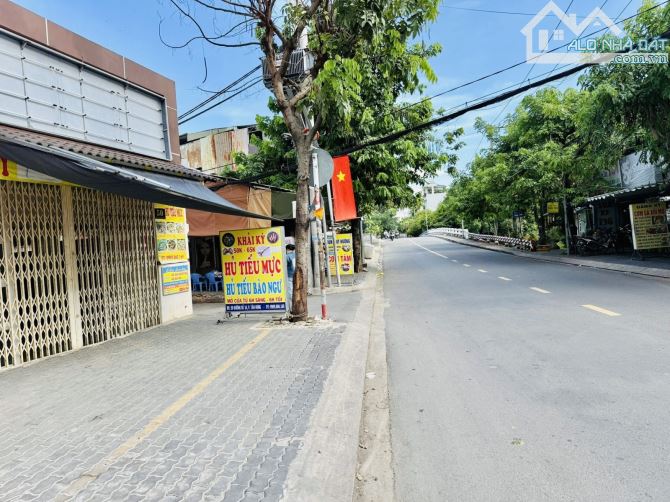 Bán 98 m2 đất tặng nhà cấp 4 gồm 4PN HXH Đường Số 10, P. Tân Quy, Q7, HCM chỉ với 6 tỷ