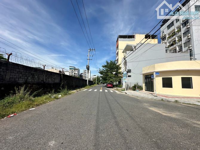Bán đất mặt tiền đường Khuê Mỹ Đông 15( 6 x 17 )102m giá chỉ 12,5 tỷ Cách Biển Chỉ 300m