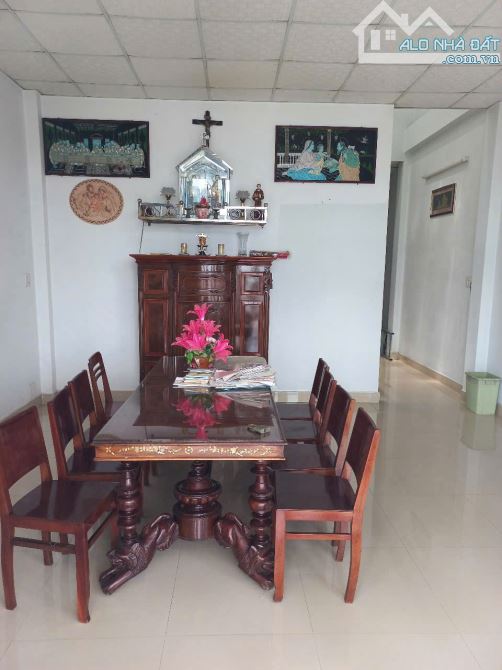 Chủ cần bán nhà trệt 2 lầu KDC Phú An, P. Hưng Phú, TP Cần Thơ. 5 phòng, giá 3.6 tỷ