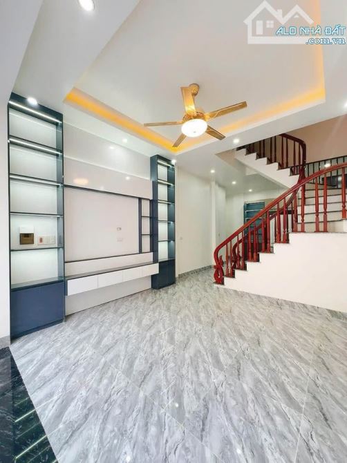 Anh Giáp đang cần bán nhà 5t,48m tại Mậu Lương,HĐ , ô tô cạnh nhà chỉ gần 8t