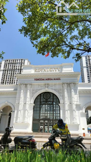 HOA HẬU NGUYỄN TRÃI. THANH XUÂN. 55M. 5 TẦNG.12.2 TỶ