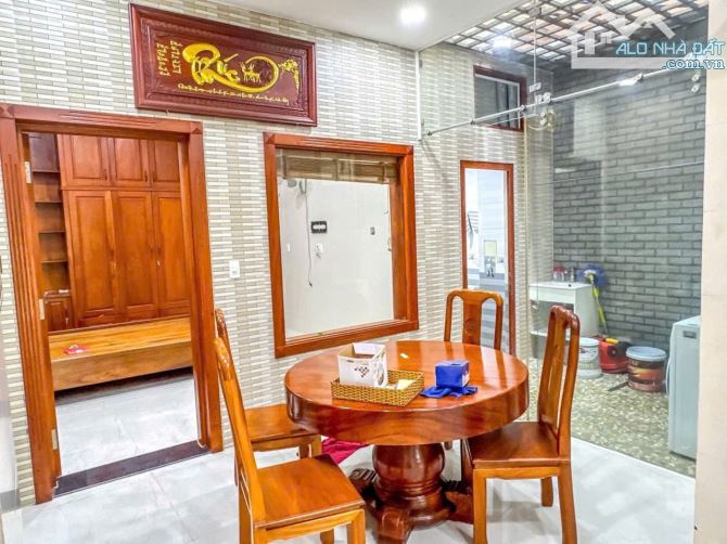 Bán nhà 2T, 5x31 tại xã Đức Hòa, TT Đức Hòa, Long An.Giá: 3.5 tỷ⁴: