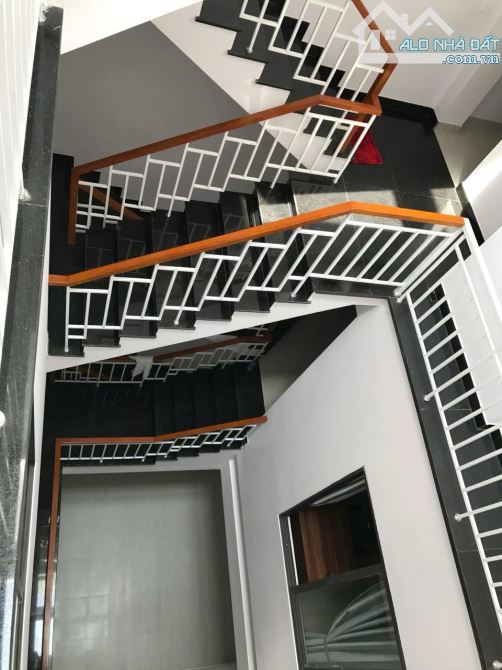Siêu Phẩm Toà Căn Hộ 5 Tầng Đường Phan Tôn !!! Dòng Tiền 50Tr/Tháng. Cách Biển Mỹ Khê 200M