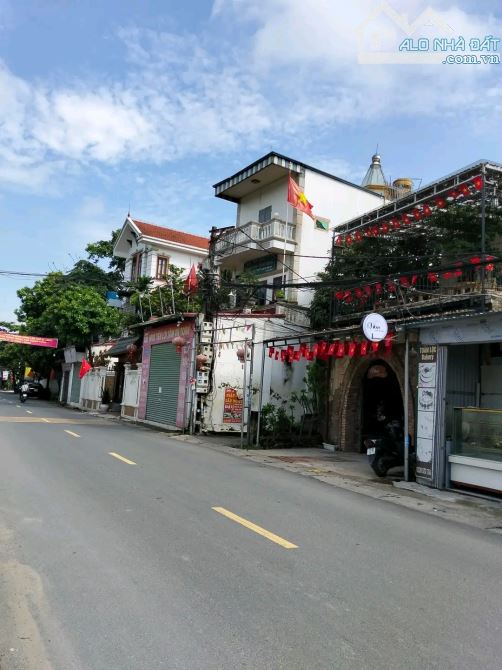 BÁN NHÀ TRUNG TÂM PHƯỜNG CHƯƠNG MỸ DT_50M² 4 TẦNG NHÀ XÂY MỚI KIÊN CỐ OTO NGỦ TẠI ĐẤT.