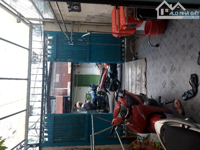 HẺM XE HƠI NGỦ TRONG NHÀ - NGUYỄN THỊ THẬP GẦN CHỢ TÂN MỸ - 3 TẦNG -DT: 4*18.4m- 7 tỷ 5