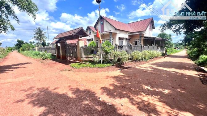 Bán đất cusue - giá 750 triệu - cưmgar