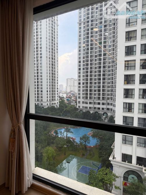 Em bán căn hộ Royal city - 72 Nguyễn Trãi