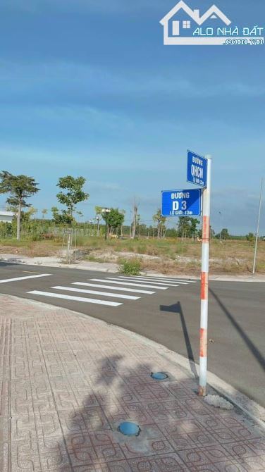Bán đất 80m2 giá 1 tỷ 690 Ngay Bến Cát, Tp HCM cách Quốc Lộ 13 chỉ 500m.