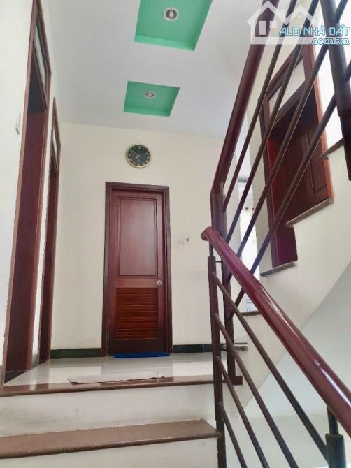 🏡 CẦN BÁN GẤP BIỆT THỰ VƯỜN NGANG KHỦNG 10.5M – 210m² 💰 Giá chỉ 8.55 TỶ – 2 tầng BTCT, 3