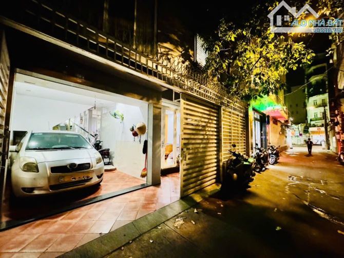Nhà HXH Phú Nhuận ngang 7,5x12m (3 tầng) khuôn đất đẹp