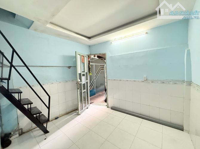 Nhà Trệt, lầu hẻm 3m đường Dương Bá Trạc P1Q8. Giá 1,8 tỷ bớt Lộc