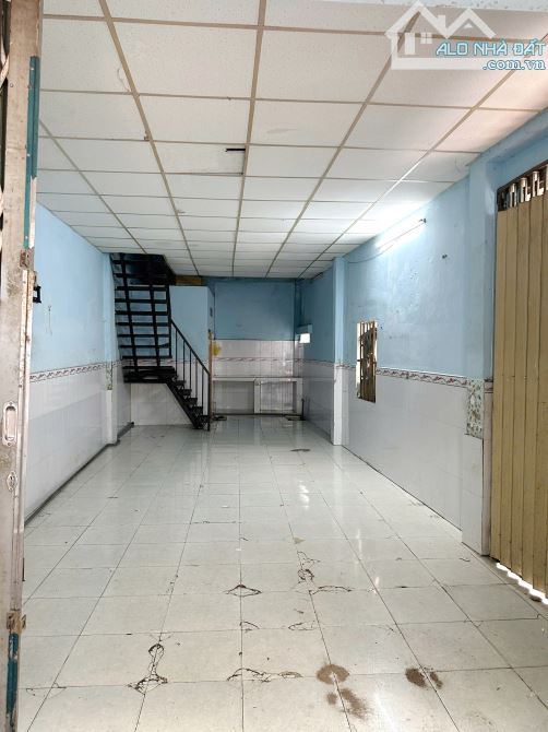 Nhà căn góc (3.7 x 14m) SHHC gần chợ Rạch Ông P2Q8. Giá 5.9 tỷ