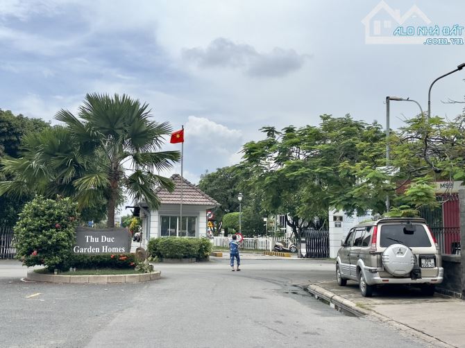 Biệt Thự Ven Sông Sài Gòn 240m²(14x17.5) - Bảo Vệ 24/7 - Chỉ Nhỉnh 36 tỷ