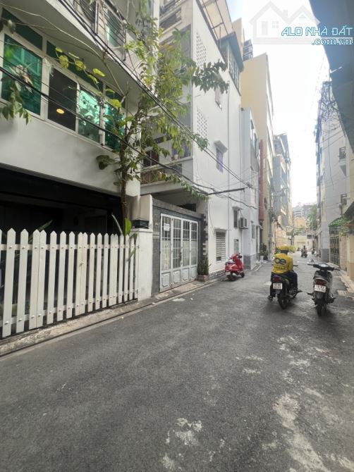🔥🔥YÊN THẾ, PHƯỜNG 2, TÂN BÌNH, 41M2, 3 PN, 3 WC. GIÁ: 11,8 TỶ🔥🔥