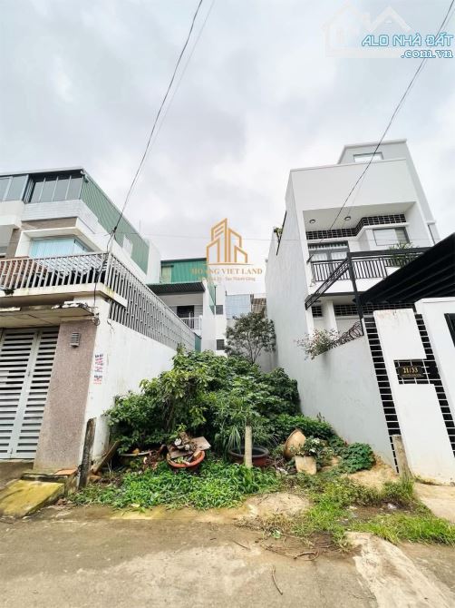 BÁN ĐẤT HẺM 23 NGUYỄN KHUYẾN. DT: 5,2x18,8M. GIÁ: 4 TỶ 850 TRIỆU