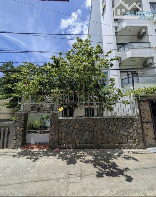 Bán Nhà 2 Tầng Kiên Cố - Hẻm Ô Tô Thông - Lê Hồng Phong và Cao Thằng , Nha Trang