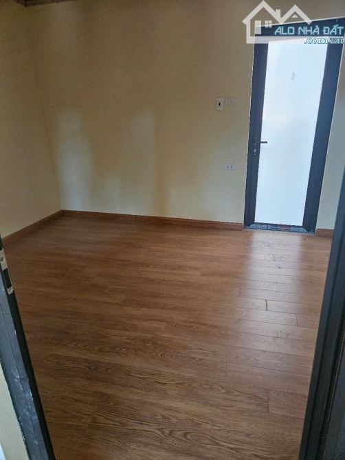 Bán nhà Siêu Quần, Tả Thanh Oai, 60m x2 tầng mới, oto tải thông, 2.2 tỷ