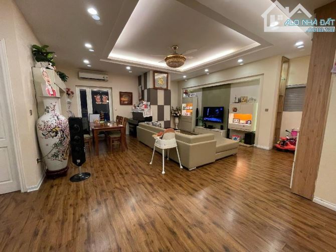 Bán Chung cư 3 ngủ,163m2-Heitower Ngụy Như Kon Tum(Thanh Xuân)giá 10,5tỷ(có thương lượng)